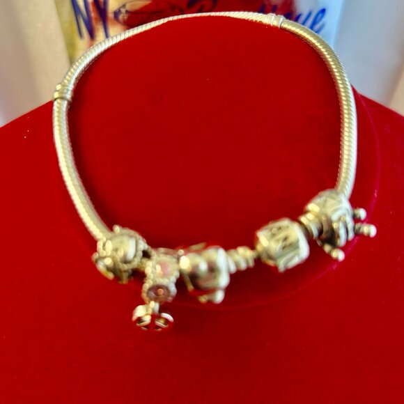Pandora pre-own sterling silver charm bracelet - Picture 2 of 5